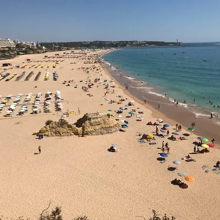 Algarve Beach Getaway Апартаменты *